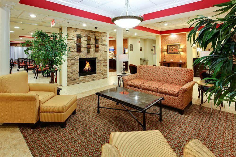 Holiday Inn Express & Suites Morristown By Ihg Exterior photo